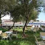 Готель Clumba 3*
